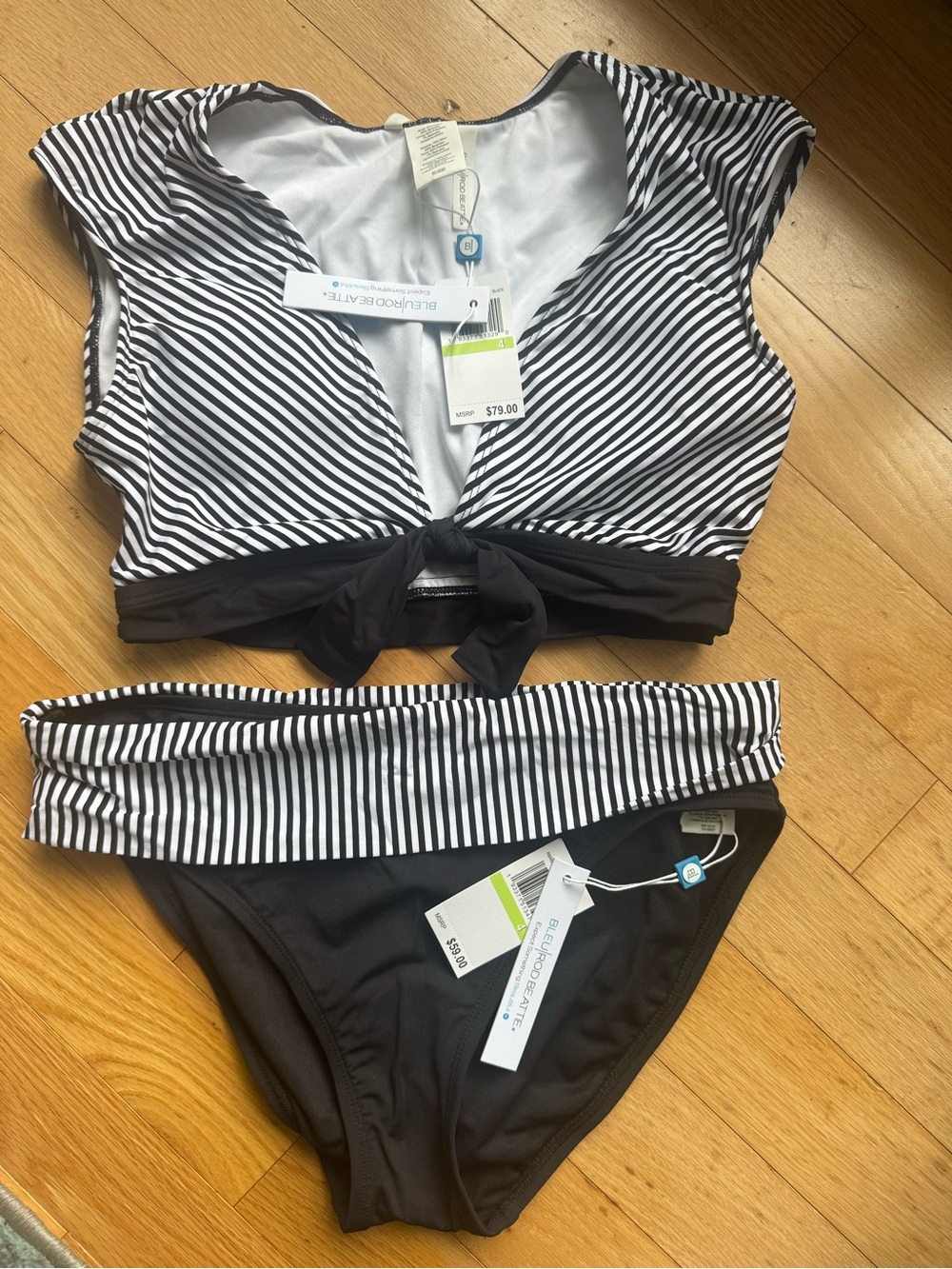 BNWT Bleu by Rod Beattie Inside the Lines Tie-Front Bikini Set 4